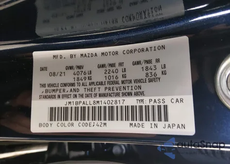 2021 Mazda Mazda3 Preferred z USA, uszkodzony, nr VIN JM1BPALL8M1402817